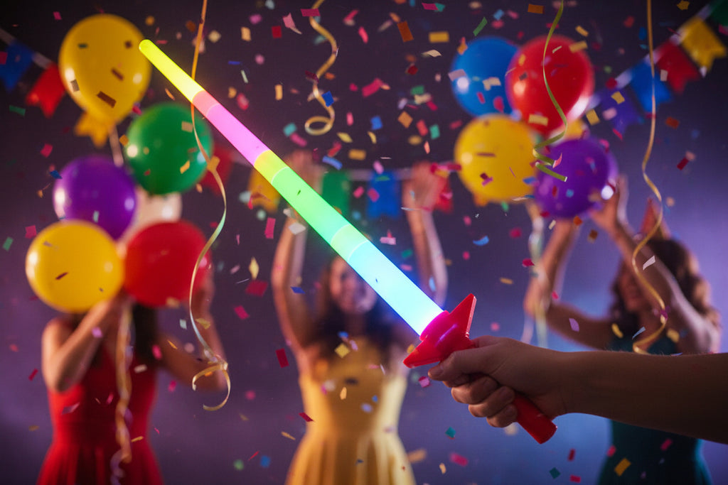 Linterna extensible de 4 secciones para fiestas y eventos.