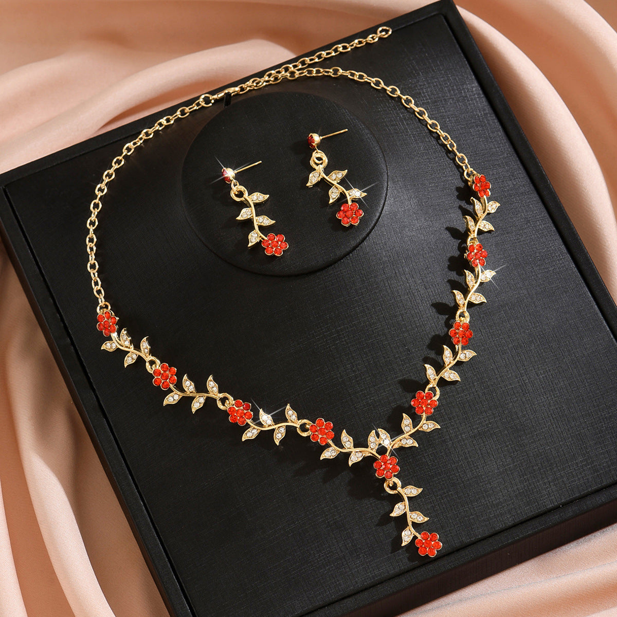 Collar y pendientes de boda