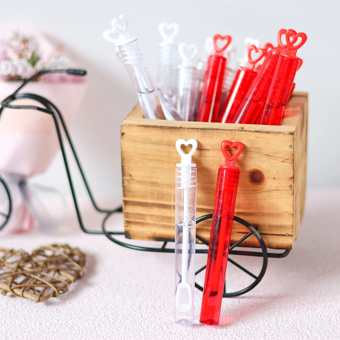 Varitas de burbujas en forma de corazón