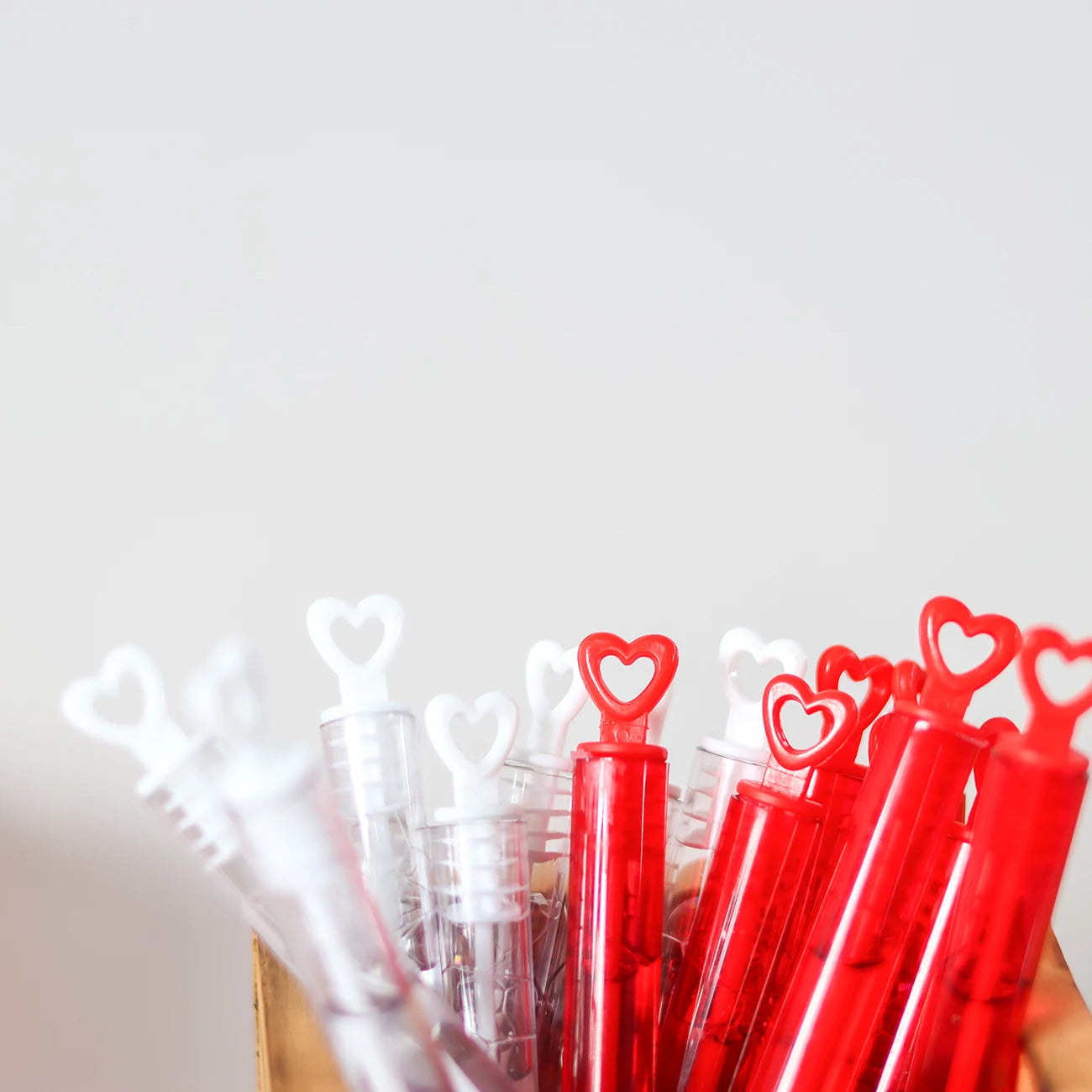 Varitas de burbujas en forma de corazón